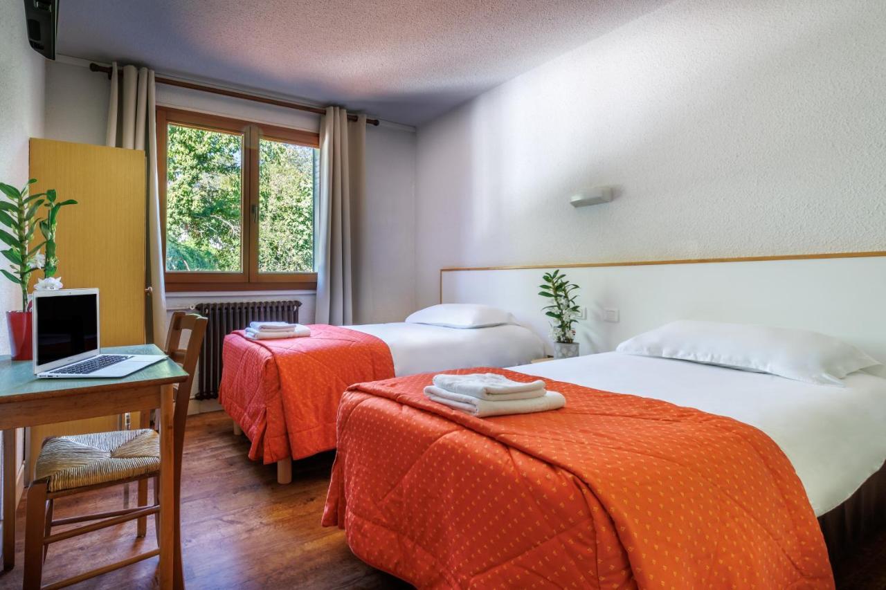 Hotel Saint Clair Лурд Экстерьер фото